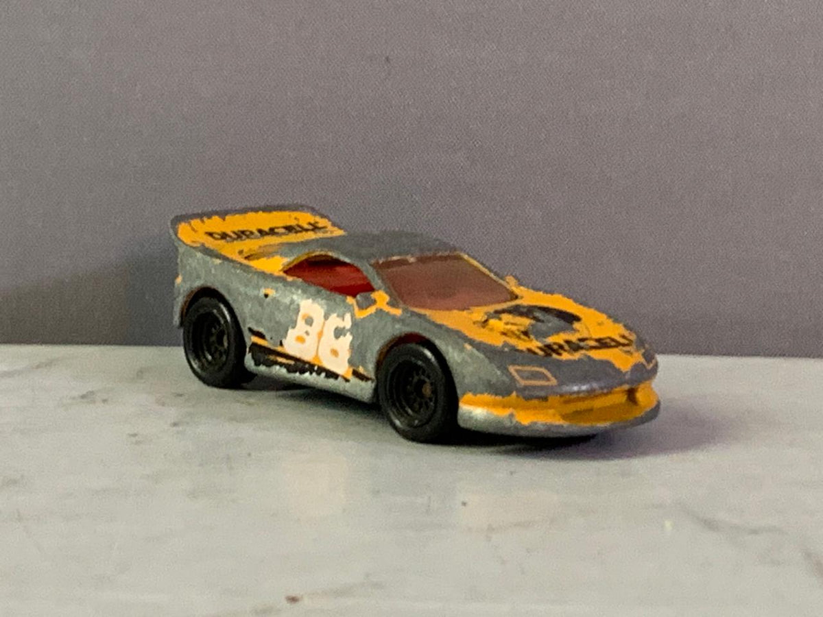 Hot Wheels Duracell #88 Die-Cast Race Car. (Must check video for condition)