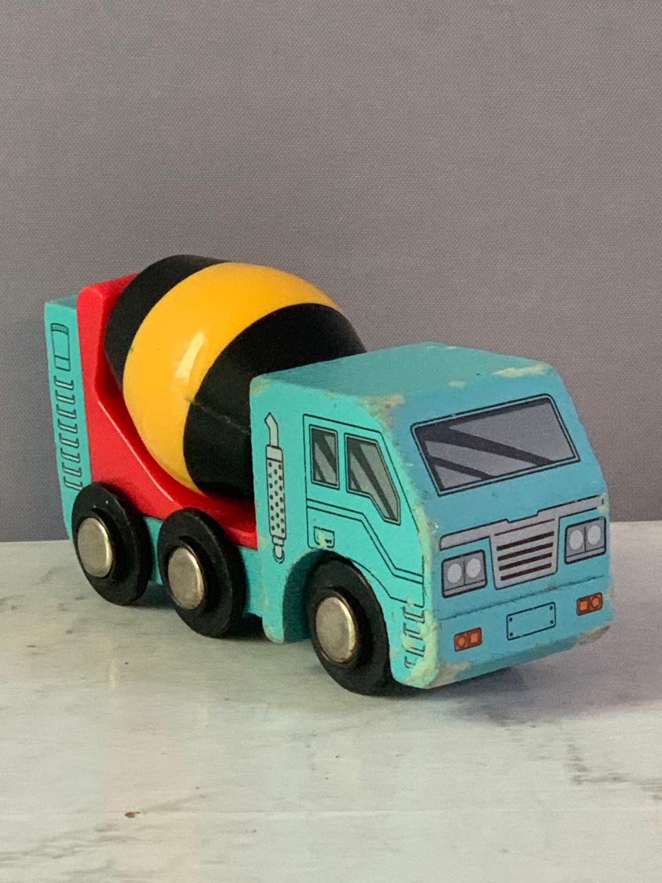 Battat Wooden Cement Mixer Truck Toy. (Must check video for condition)