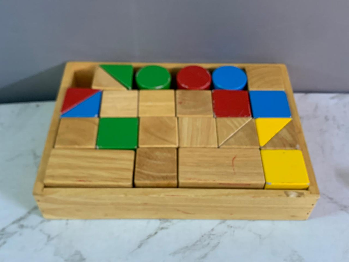 Playme Toys Transformable Blocks. (25 blocks)(must check video)(Rs 350 advance)