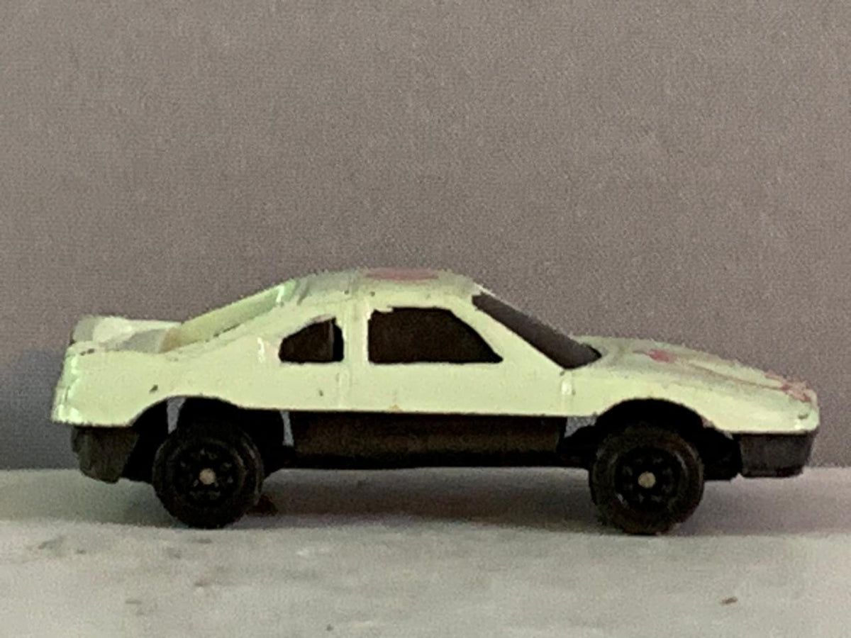 Hot Wheels Pontiac Fiero 2M4.