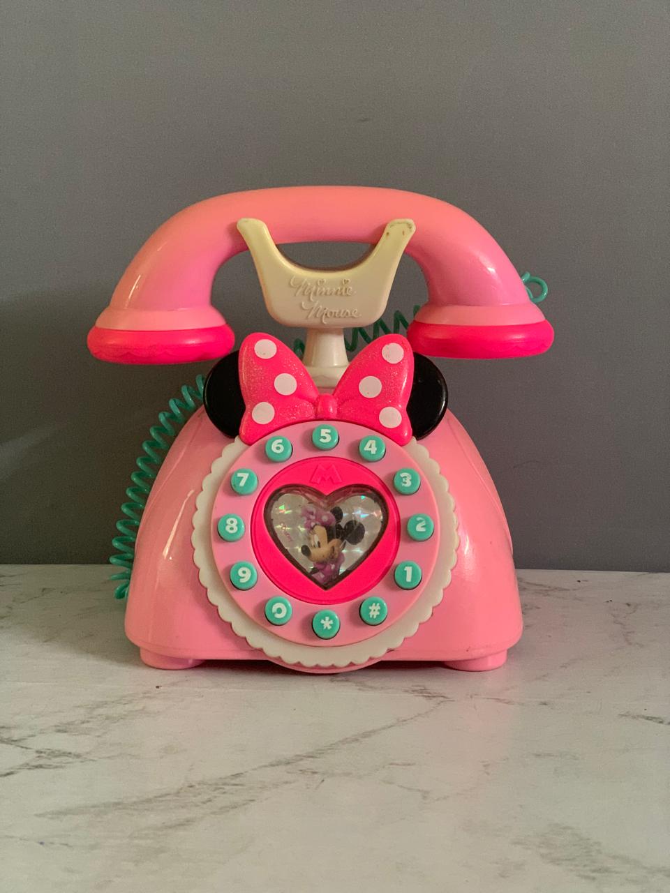 Minnie Mouse Ring Me Rotary Phone.(music isn’t working)(Rs 200 advance)