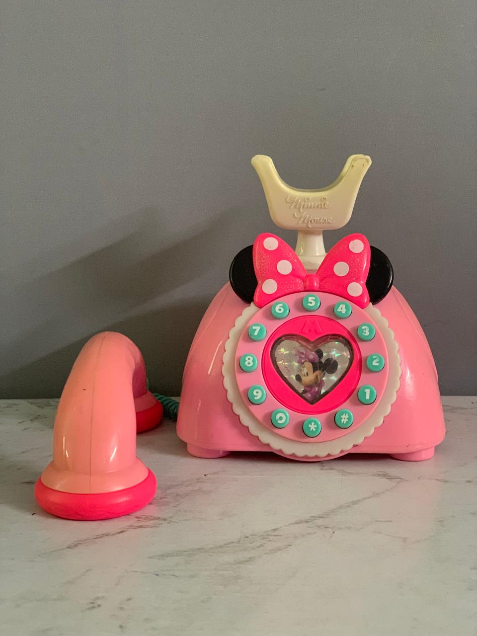 Minnie Mouse Ring Me Rotary Phone.(music isn’t working)(Rs 200 advance)