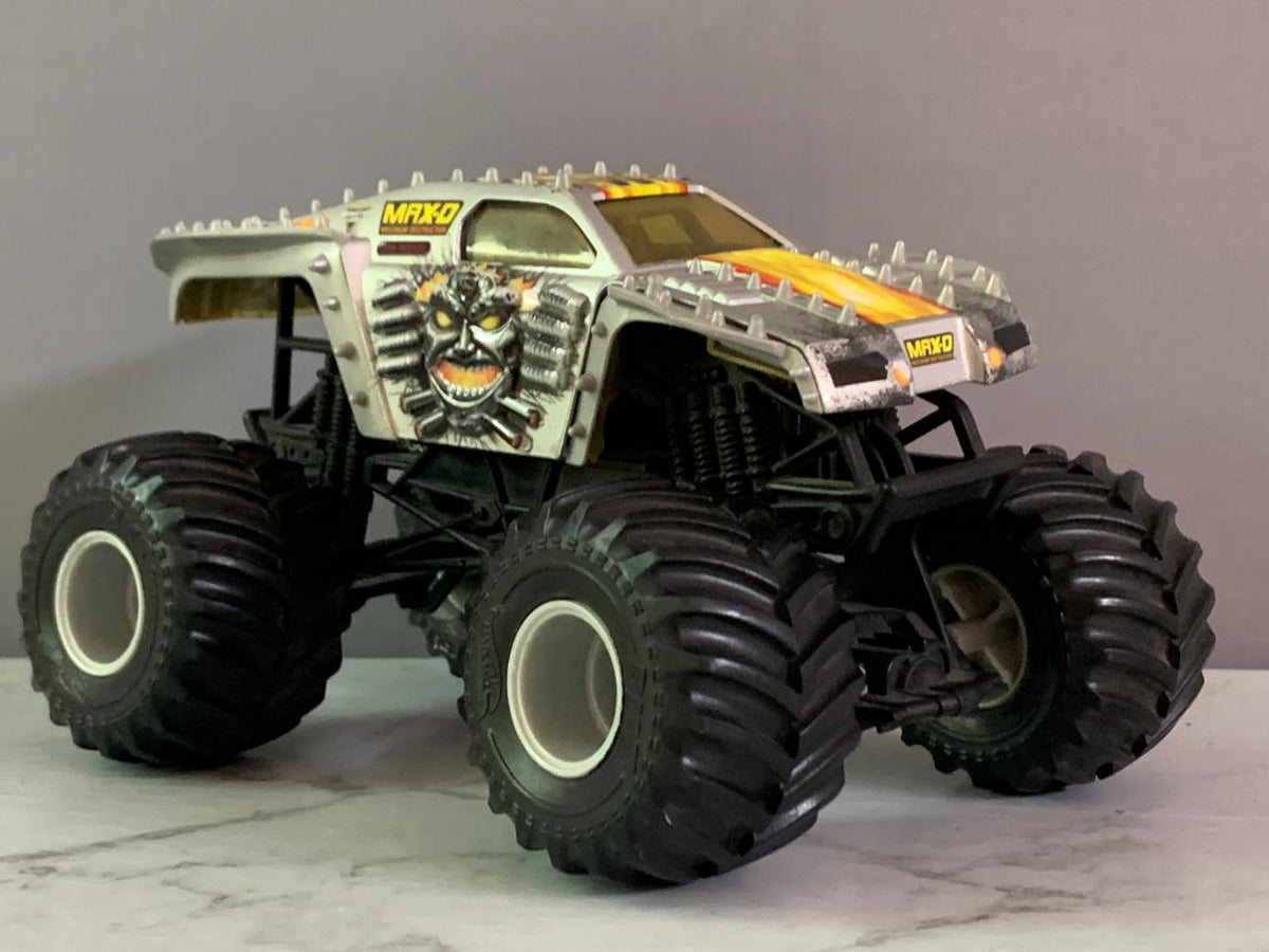 Hot Wheels Monster Jam 1:24 Max D. (Rs 350 advance)