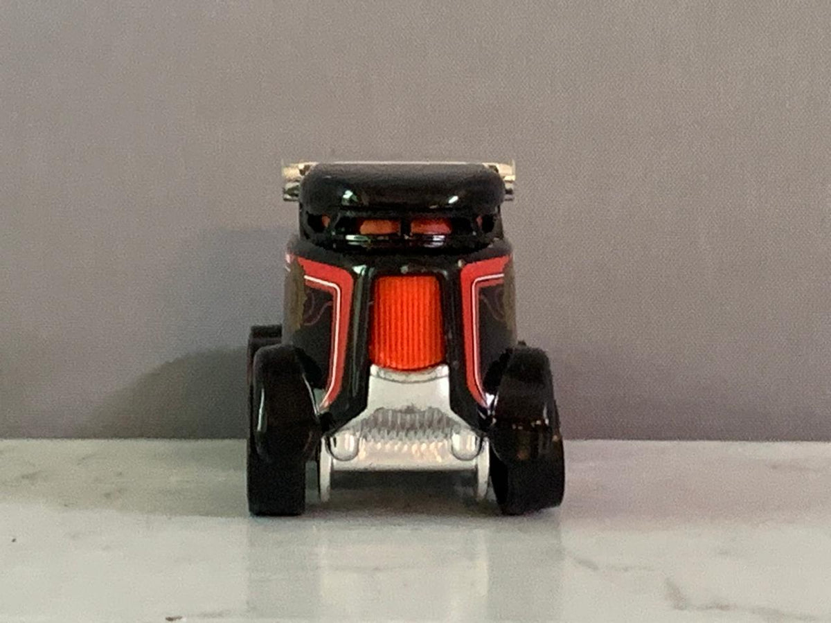 Hot Wheels 2014 Sky Show Rig.(front part only, must check video)