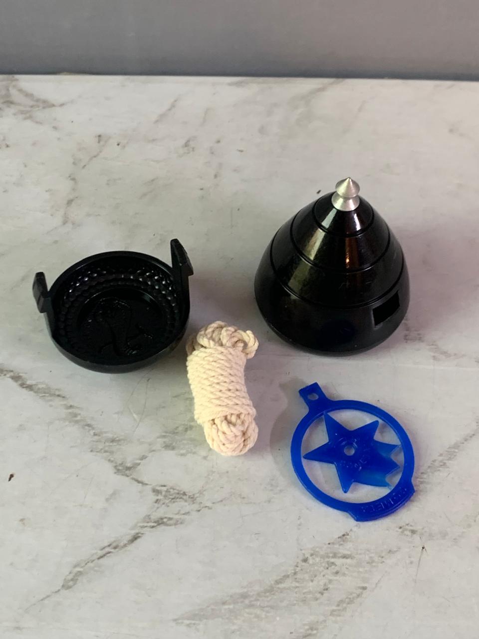 Trompo Grande Fixed Tip Spin Top. (Rs 150 advance)