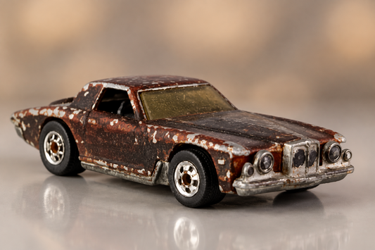 Hot Wheels Stutz Blackhawk.(must check video for condition)
