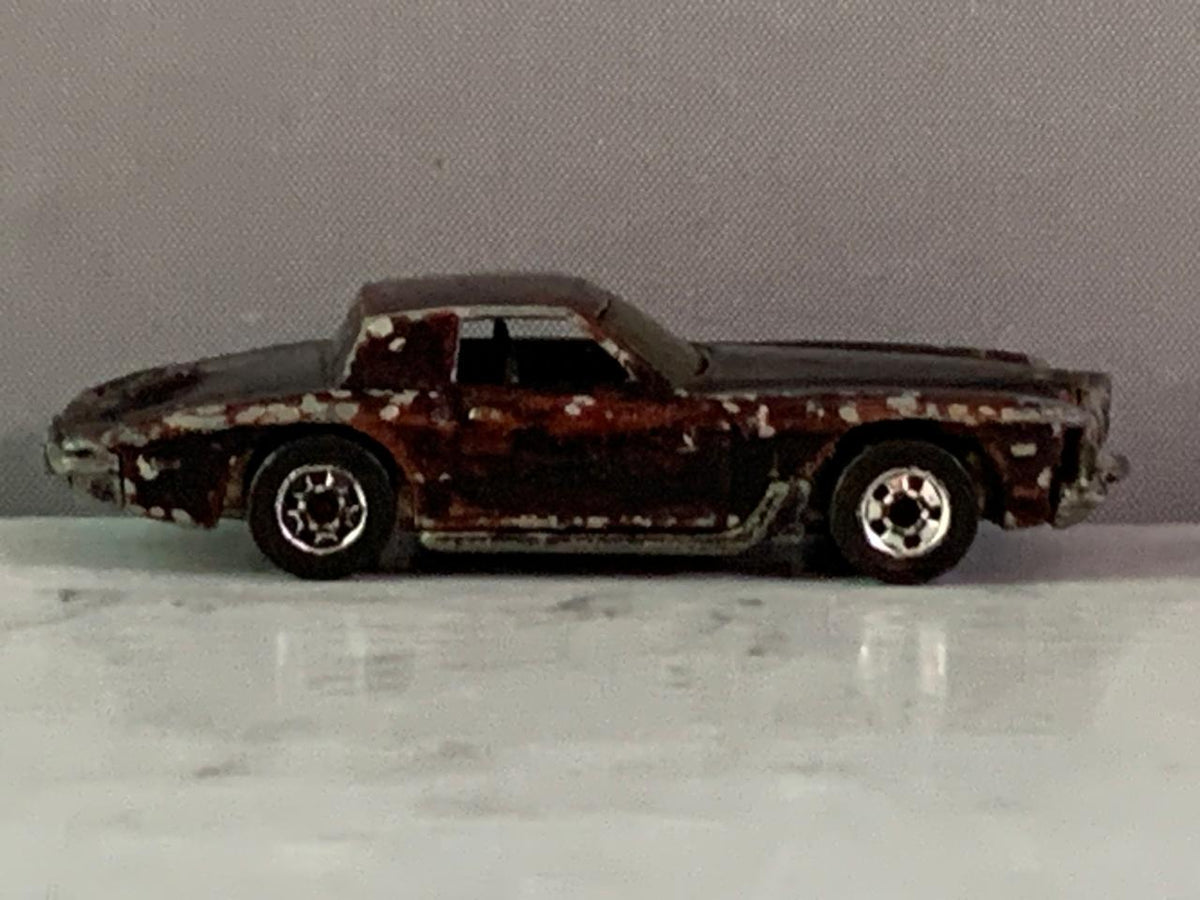 Hot Wheels Stutz Blackhawk.(must check video for condition)