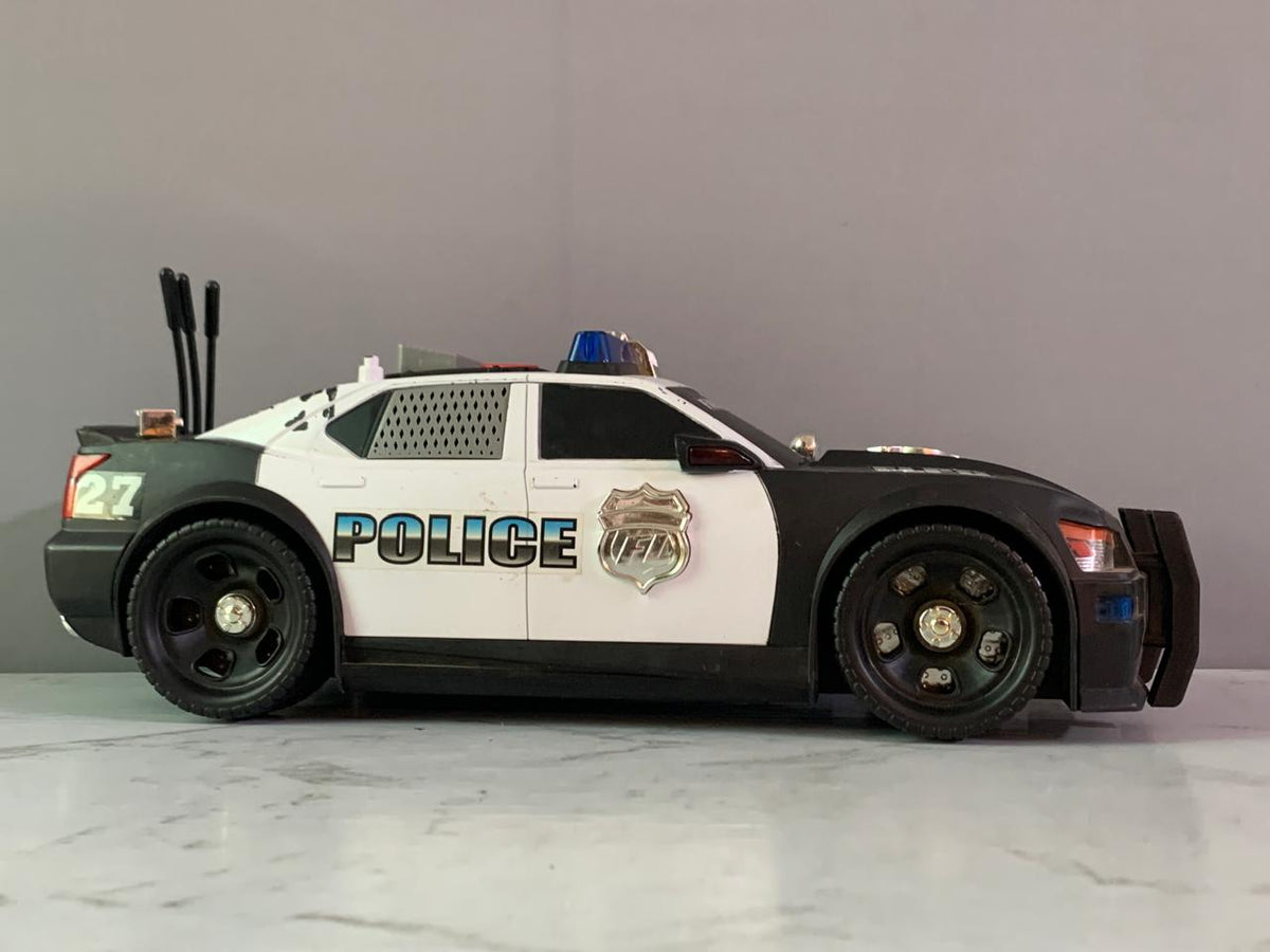 Fast Lane Police Car Action Wheels with Lights and Sound Motorized (Rs 400 advance)