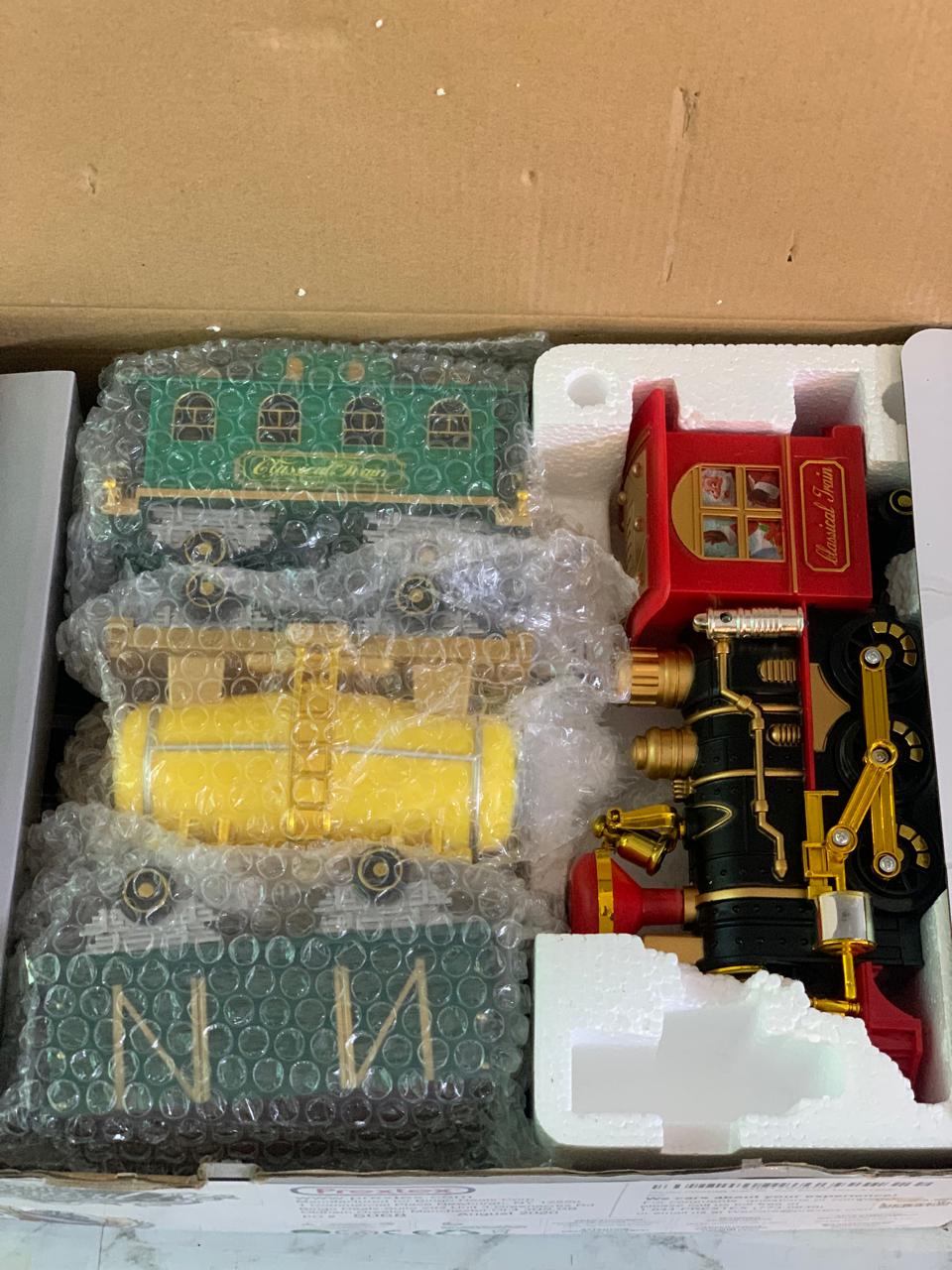 PretXex 20-Piece Classical Train Set. (Rs 500 advance)