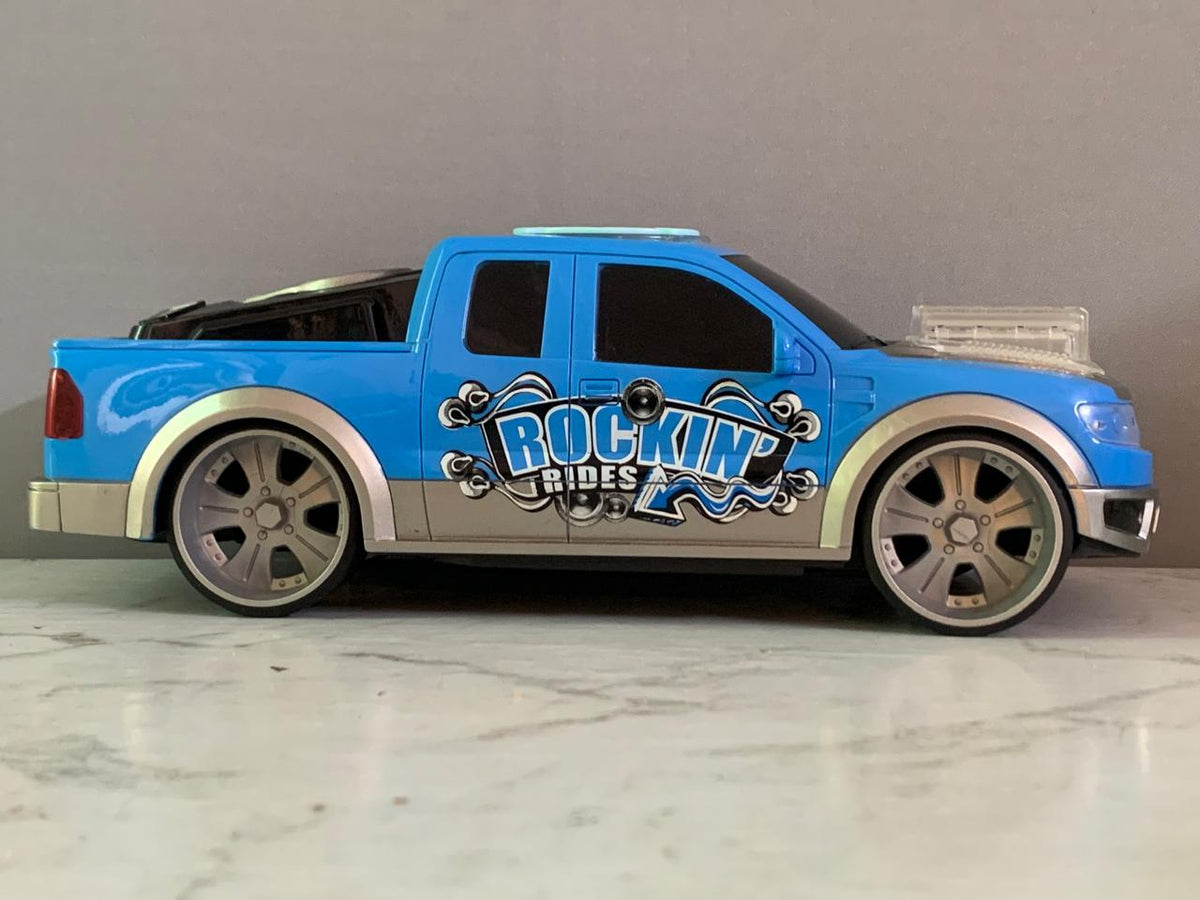 Sunny Days Entertainment Rockin' Rides Sports Pick Up Truck. (Rs 350 advance)