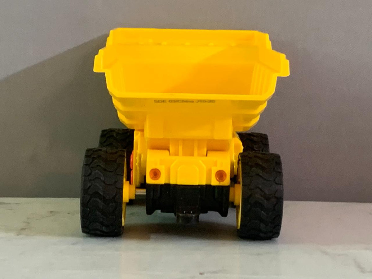 Maxx Action Mini Dump Truck.(Rs 150 advance)