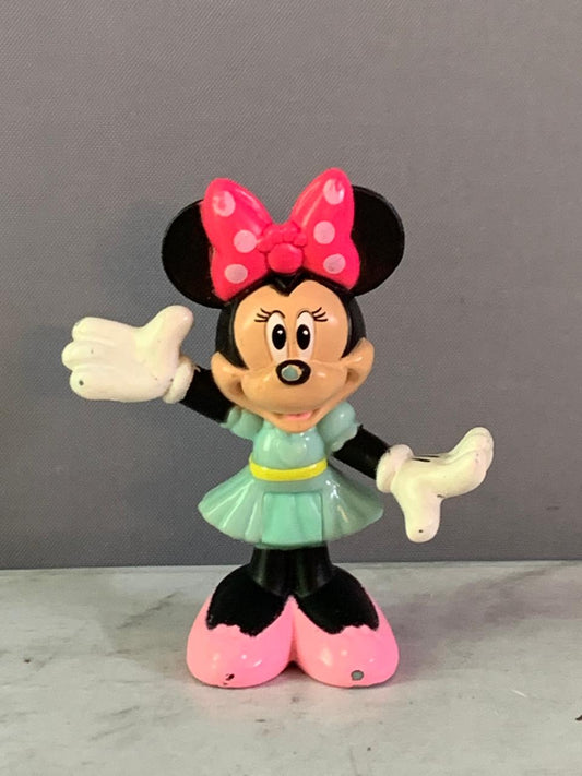 Mattel Disney Beach Minnie Mouse Figurine.