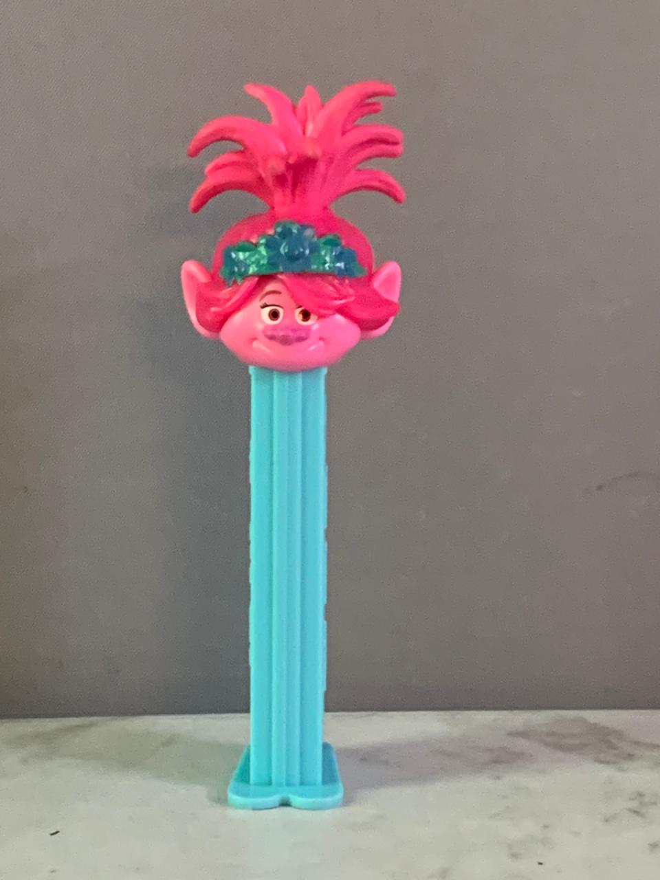DreamWorks Trolls Poppy PEZ Dispenser.