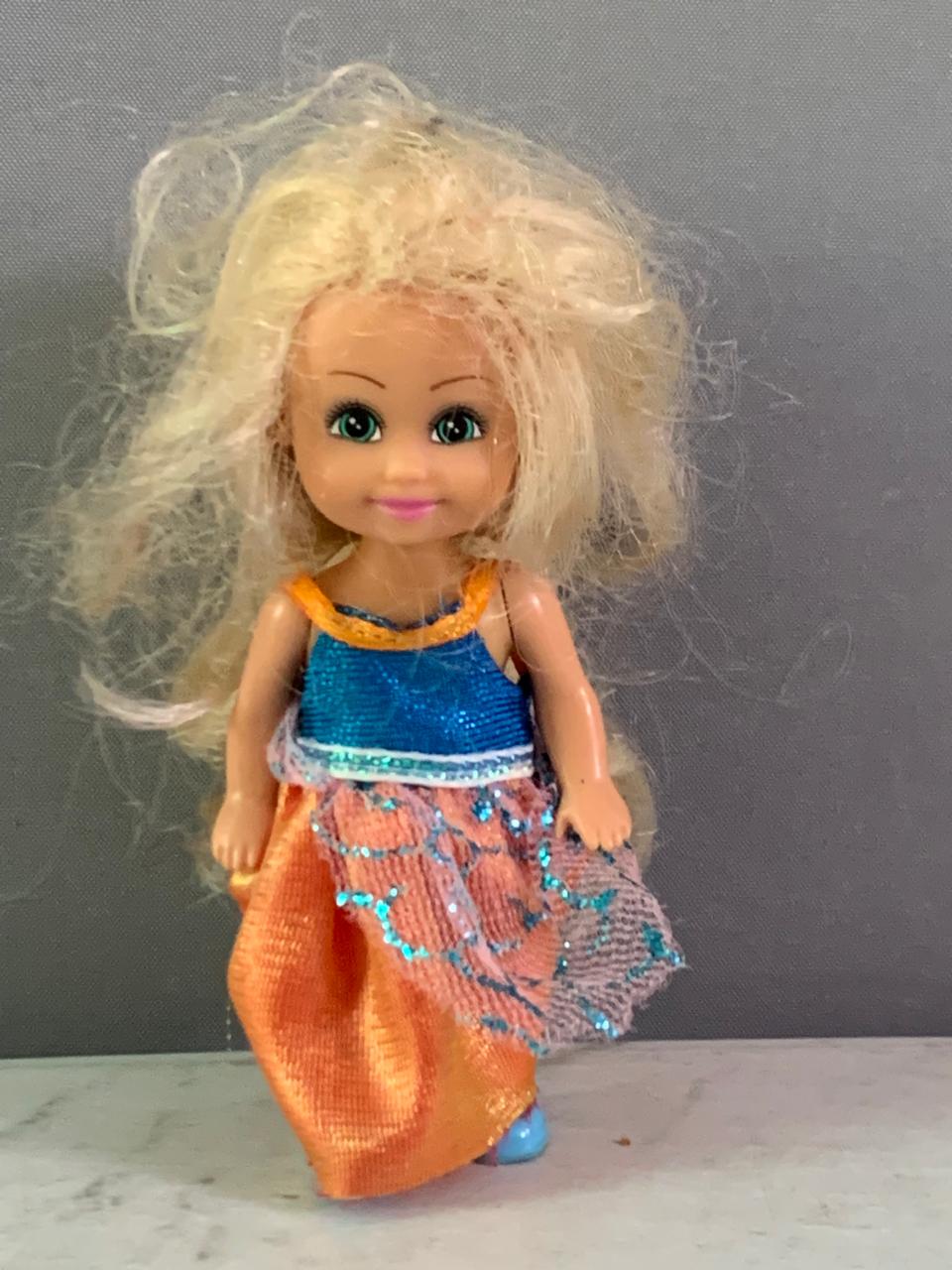Mini Fashion Doll.(must check video)(Rs 100 advance)