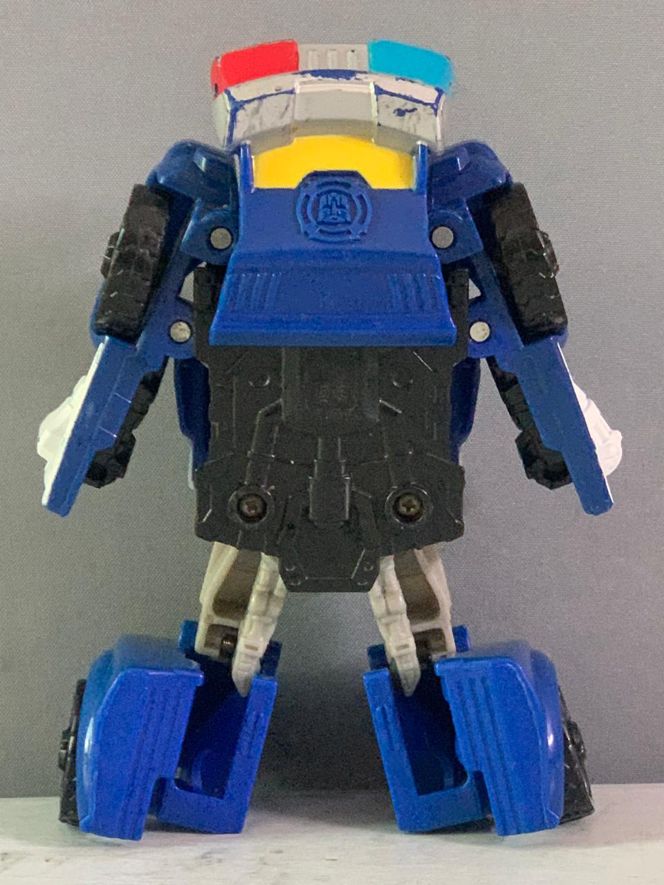 Playskool Heroes Transformers Rescue Bots Energize Chase the Police-Bot Figure.(Rs 200 advance)