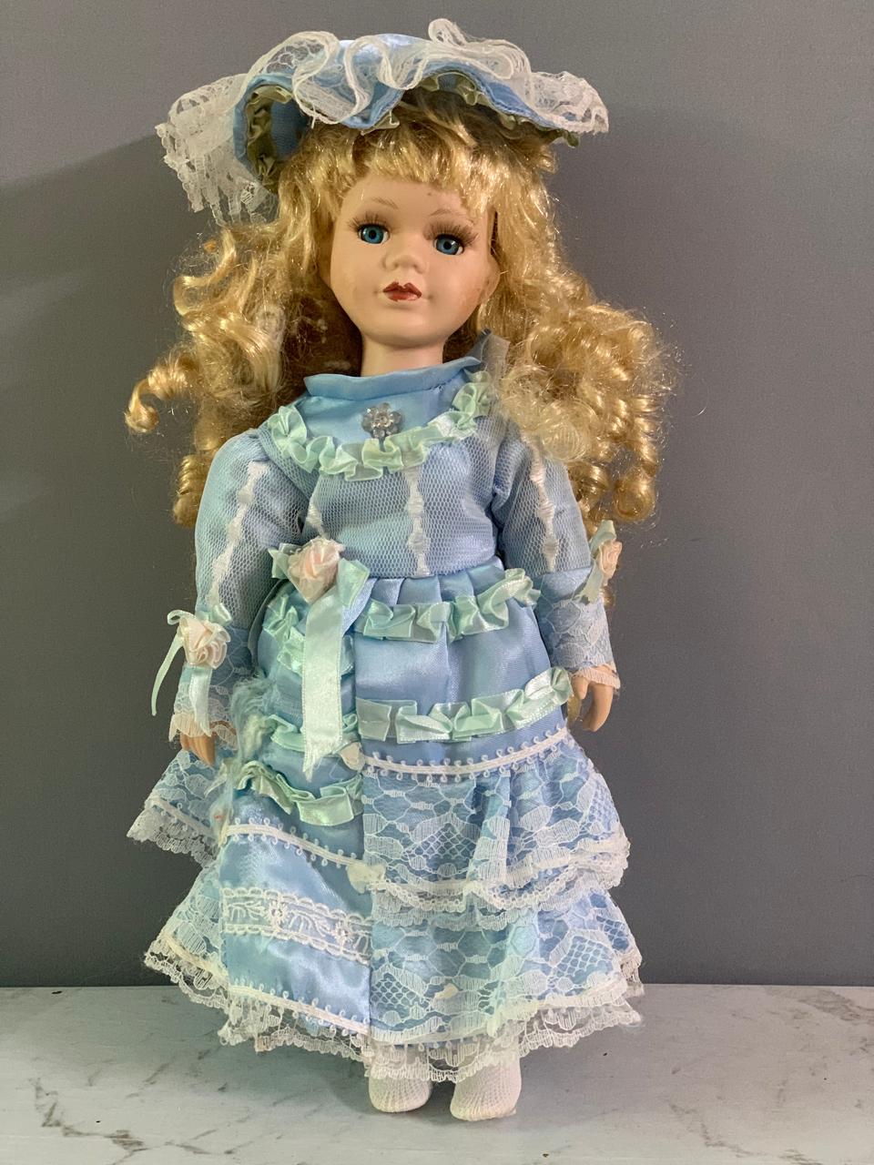 Vintage Porcelain Collector's Doll.(Rs 200 advance)