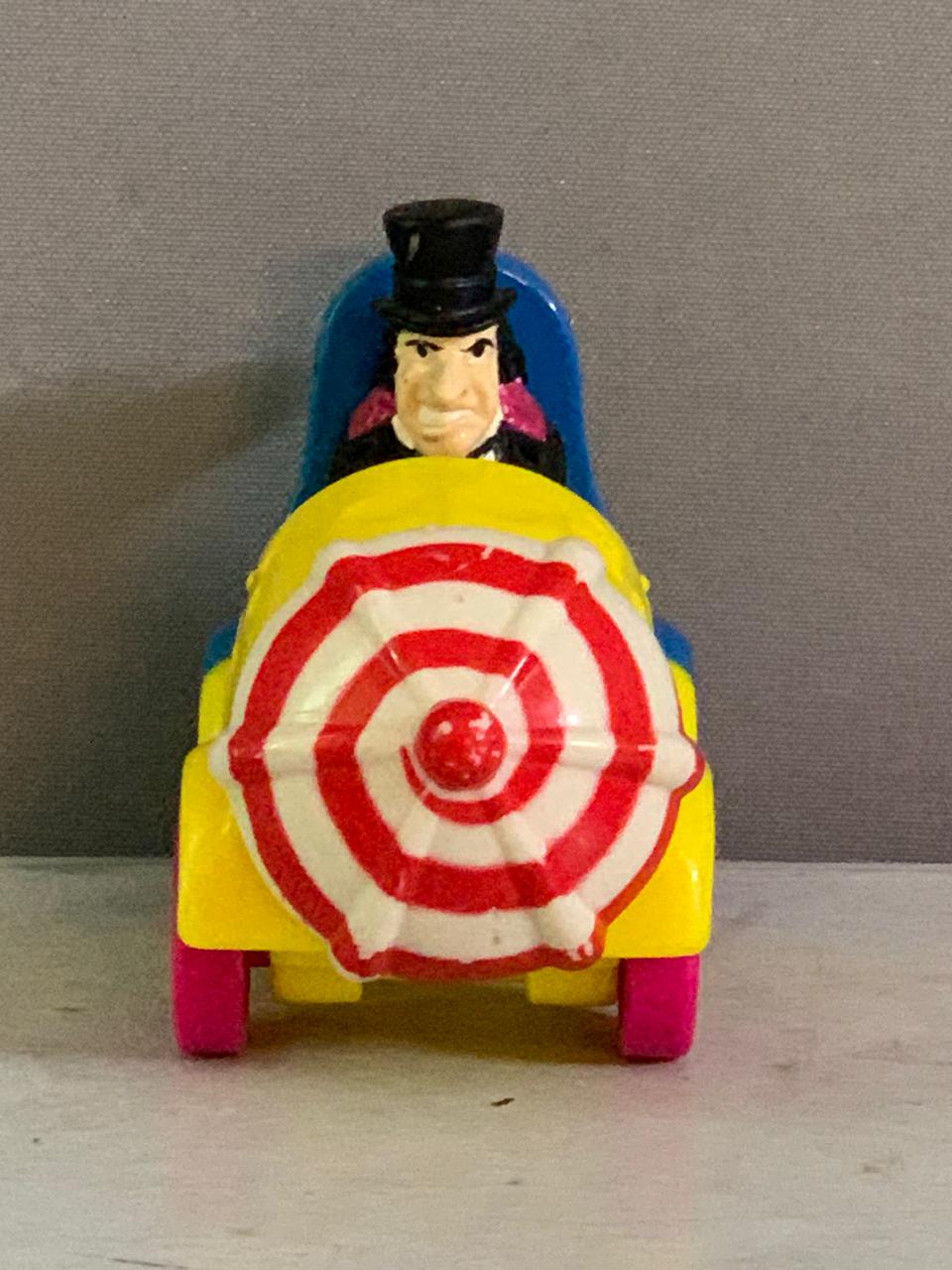 DC Comics' Batman Returns The Penguin's Umbrella Roto-Roadster. ( Rs 150 Advance)