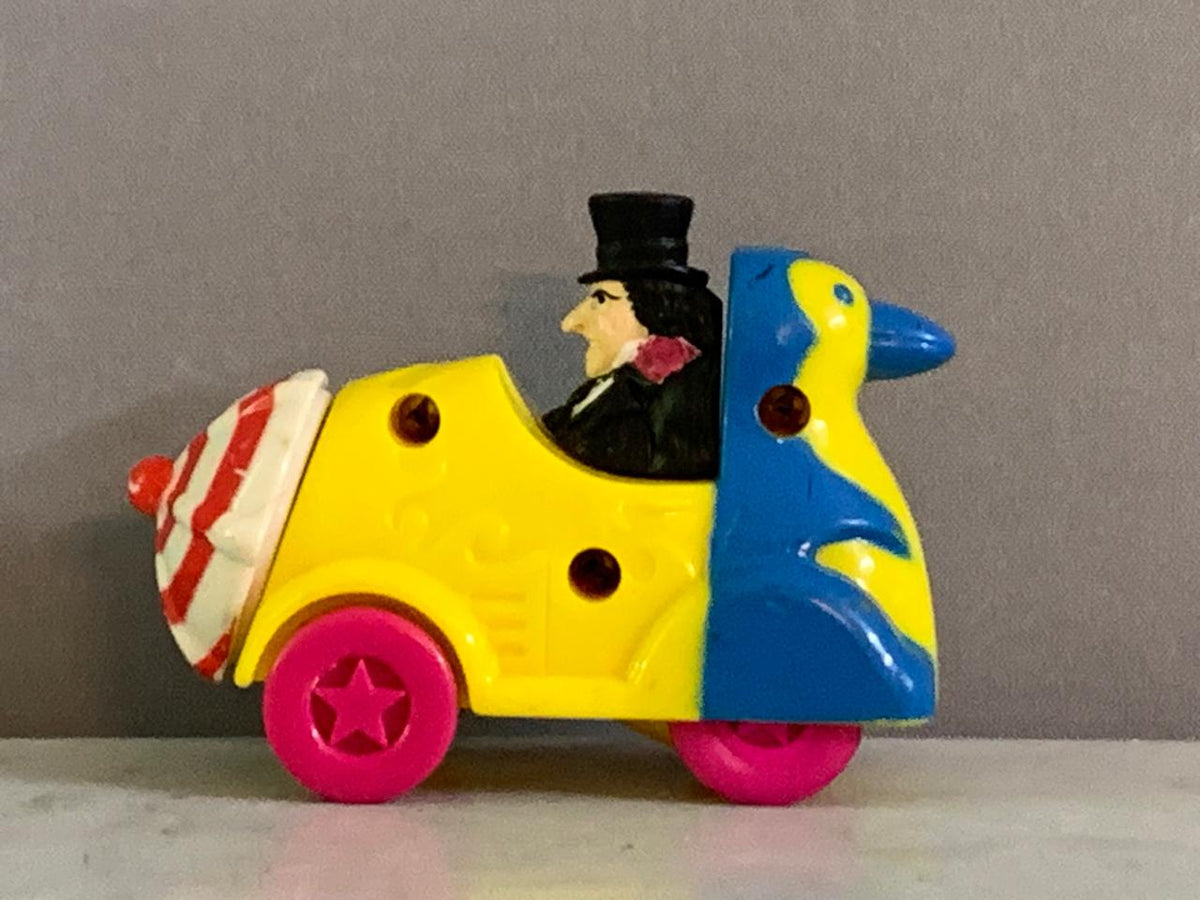 DC Comics' Batman Returns The Penguin's Umbrella Roto-Roadster. ( Rs 150 Advance)
