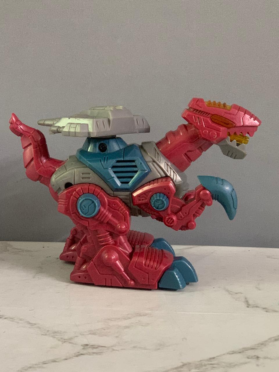 Cybotronix M.A.R.S. Dinoforce Red Raptor.(1 claw missing, must check video)(Rs 200 advance)