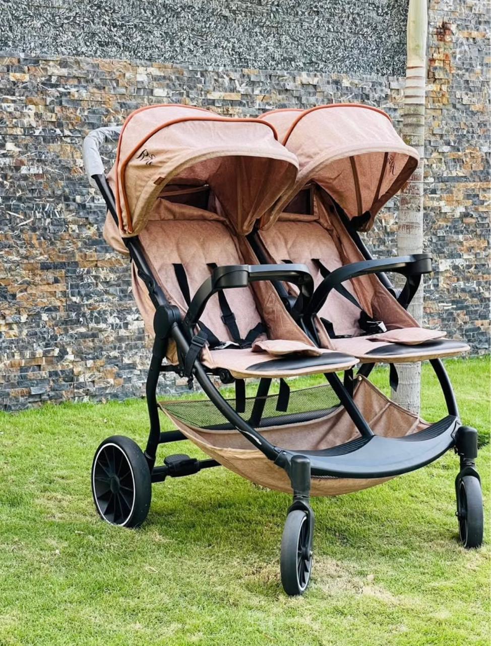 Moni Baby TwinStroller.(Rs 10k advance)
