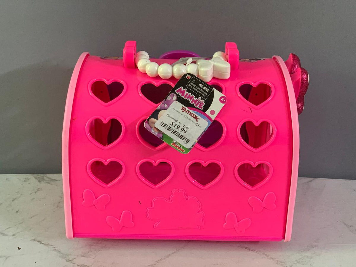 Disney Junior Minnie Mouse Happy Helpers Pet Carrier. ( Rs 150 advance )