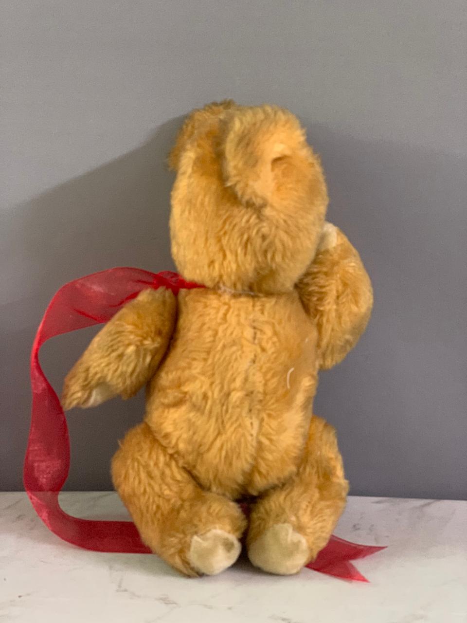 Steiff Growling Bear Blond.  ( Rs 150 advance )