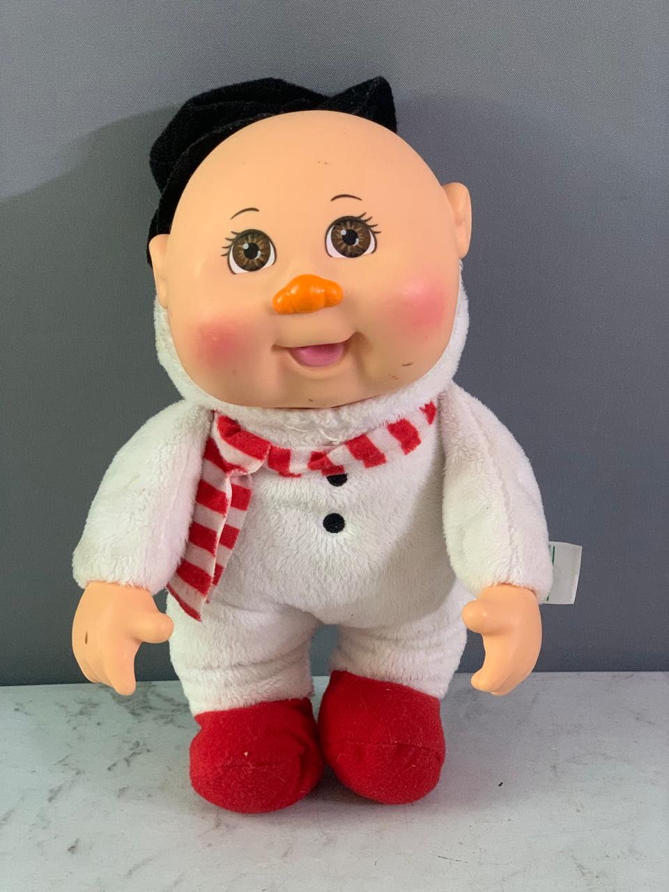 Cabbage Patch Kids Holiday Helpers Snowman. ( Rs 200 advance )