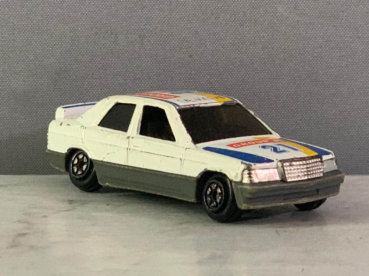 Yatming #821 Mercedes-Benz 190E.