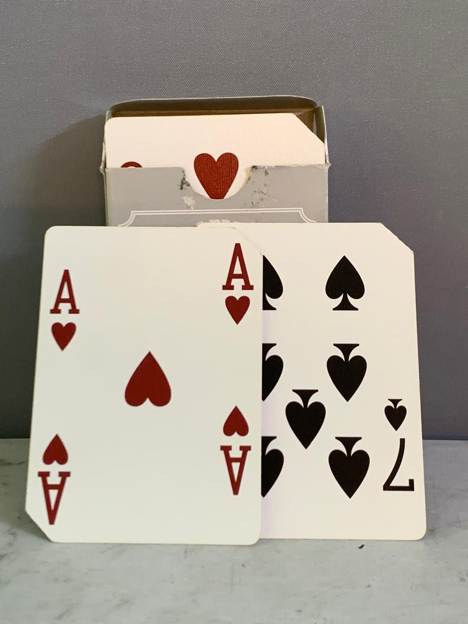 Harrah's Las Vegas Authentic Casino Played Cards.(52 cards)(Rs 200 advance)