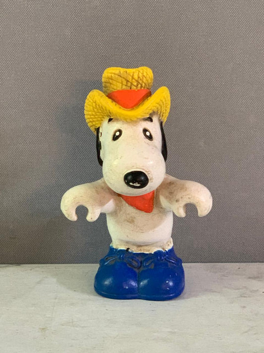 Farmer Snoopy Figure. (Rs 100 advance)