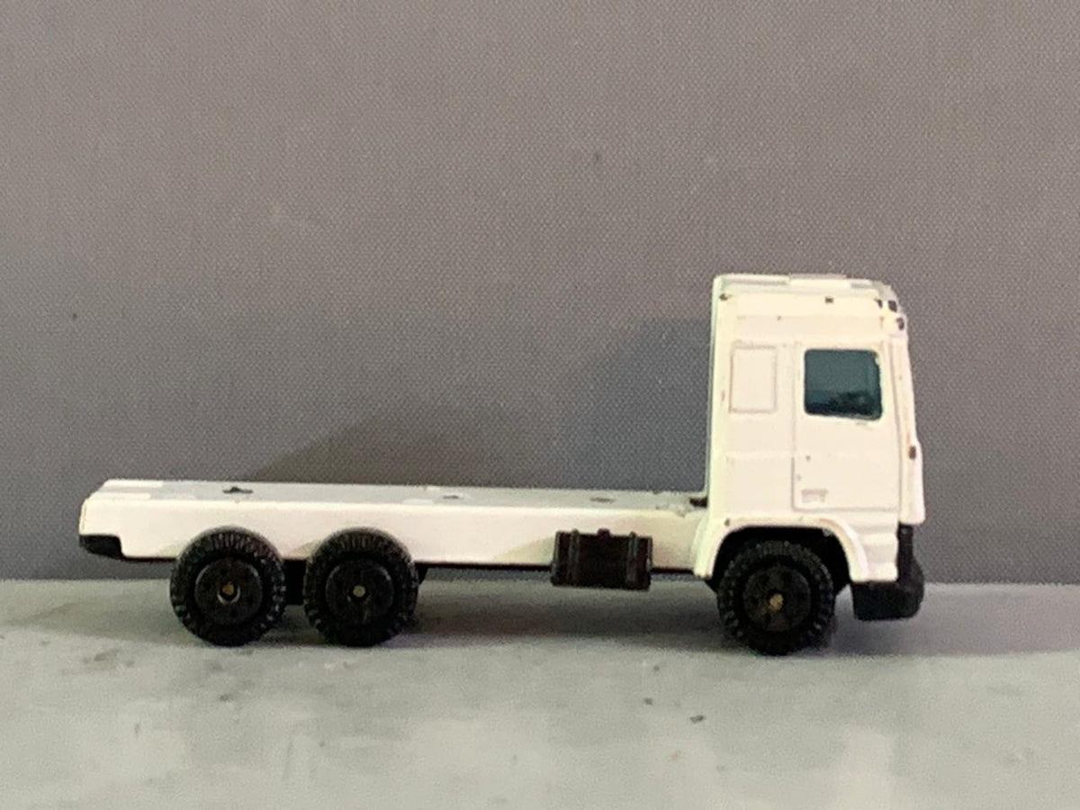 Yatming No. 2300 DAF 95.