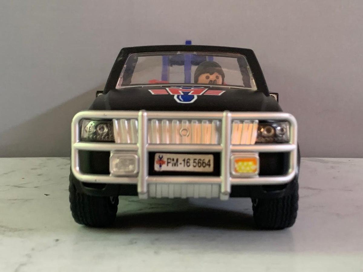 Playmobil City Action Tow Truck.   (Rs 250 advance )