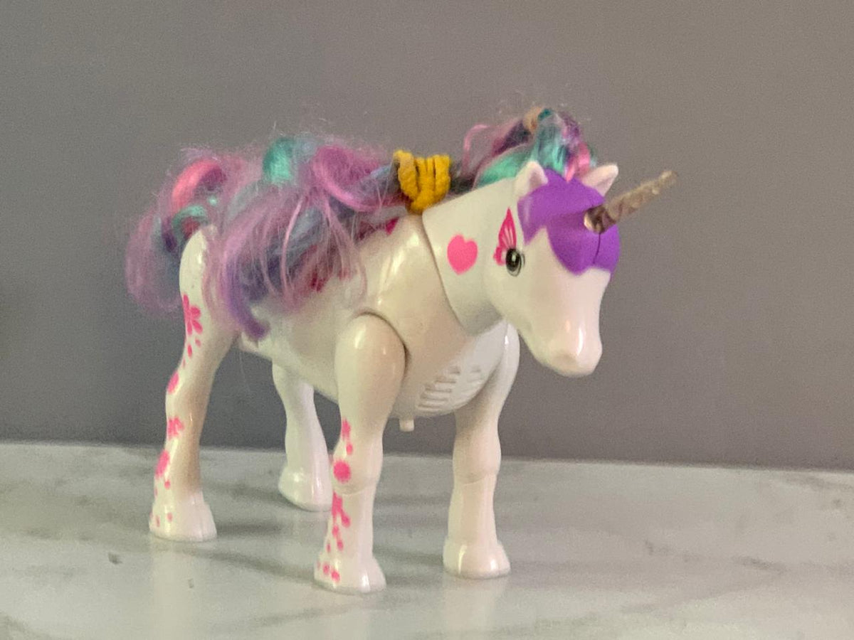 Little Live Pets Butterbow My Dancing Unicorn. ( Rs 250 advance )