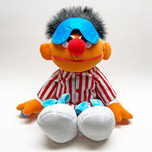 Tyco Toys Vintage Sesame Street Sleep And Snore Earnie (9/10 condition) (450 advance)