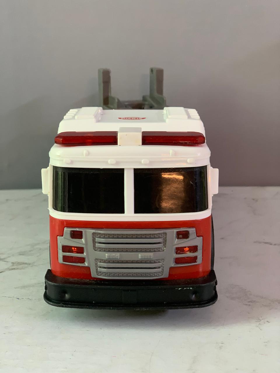 Dickie Toys - Light & Sound Viper Fire Truck Toy. (Without ladder)(Rs 300 advance)