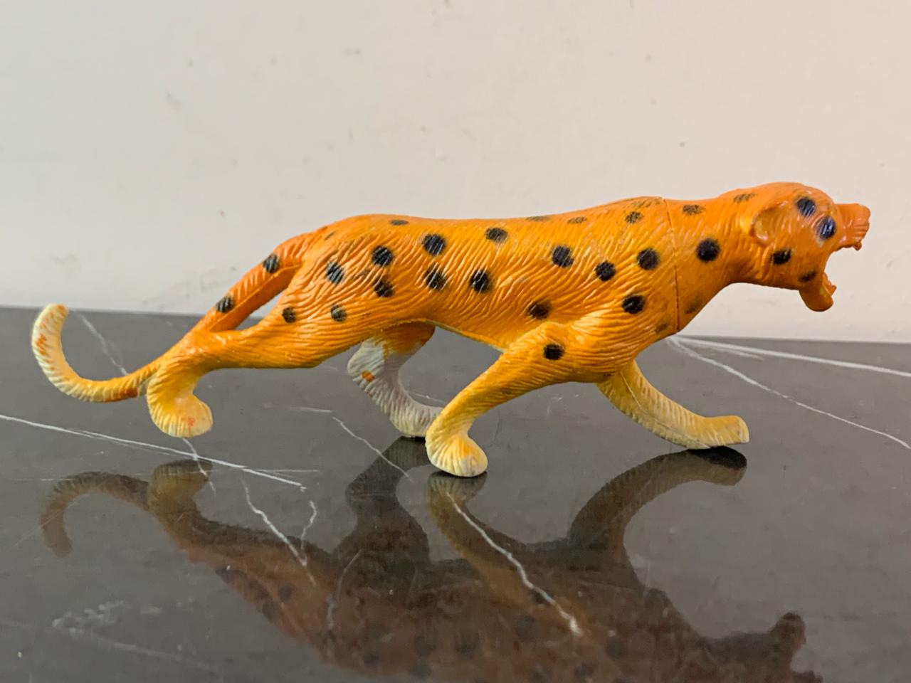 Cheetah Toy Figure. SKU:BXL-118