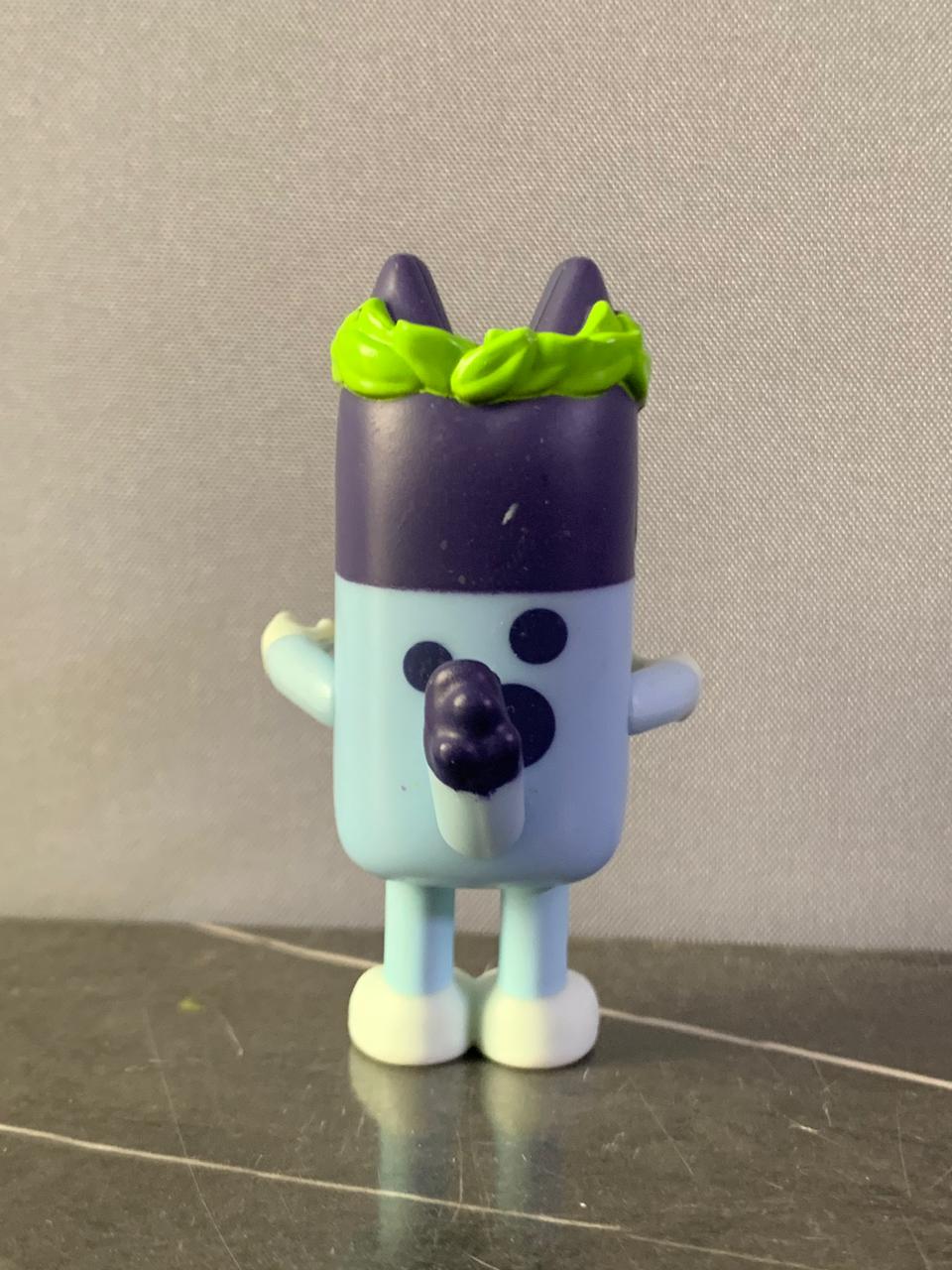 Rare Bluey Flower Crown Action Figure. SKU:BXL-036