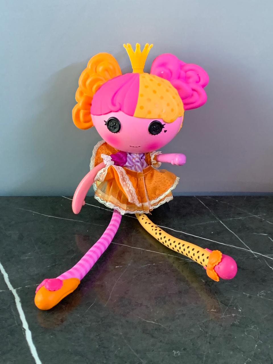 Lalaloopsy Lala Oopsie Doll. SKU:BXL-119