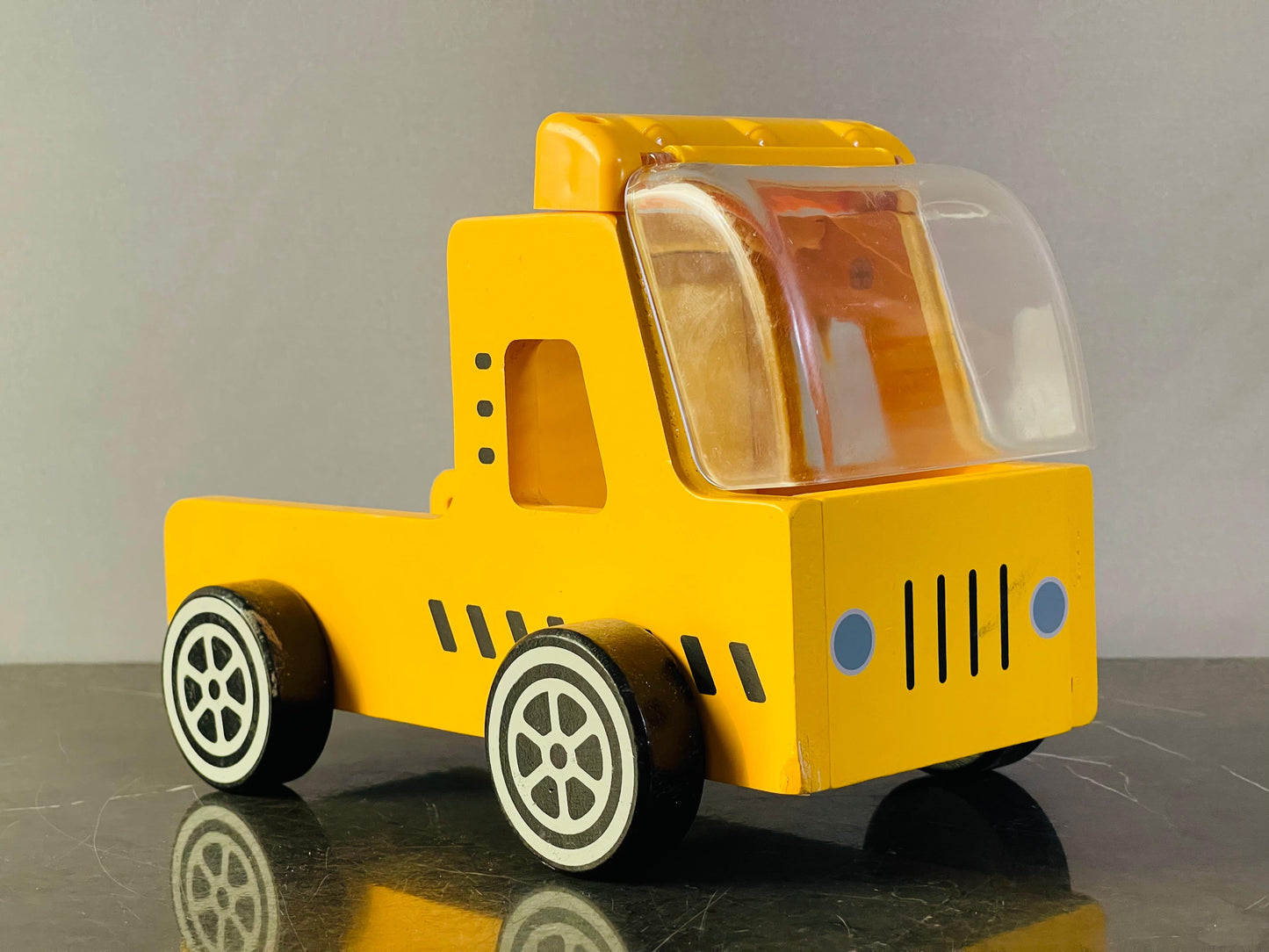 Kids Dump Truck. SKU:BXL-047