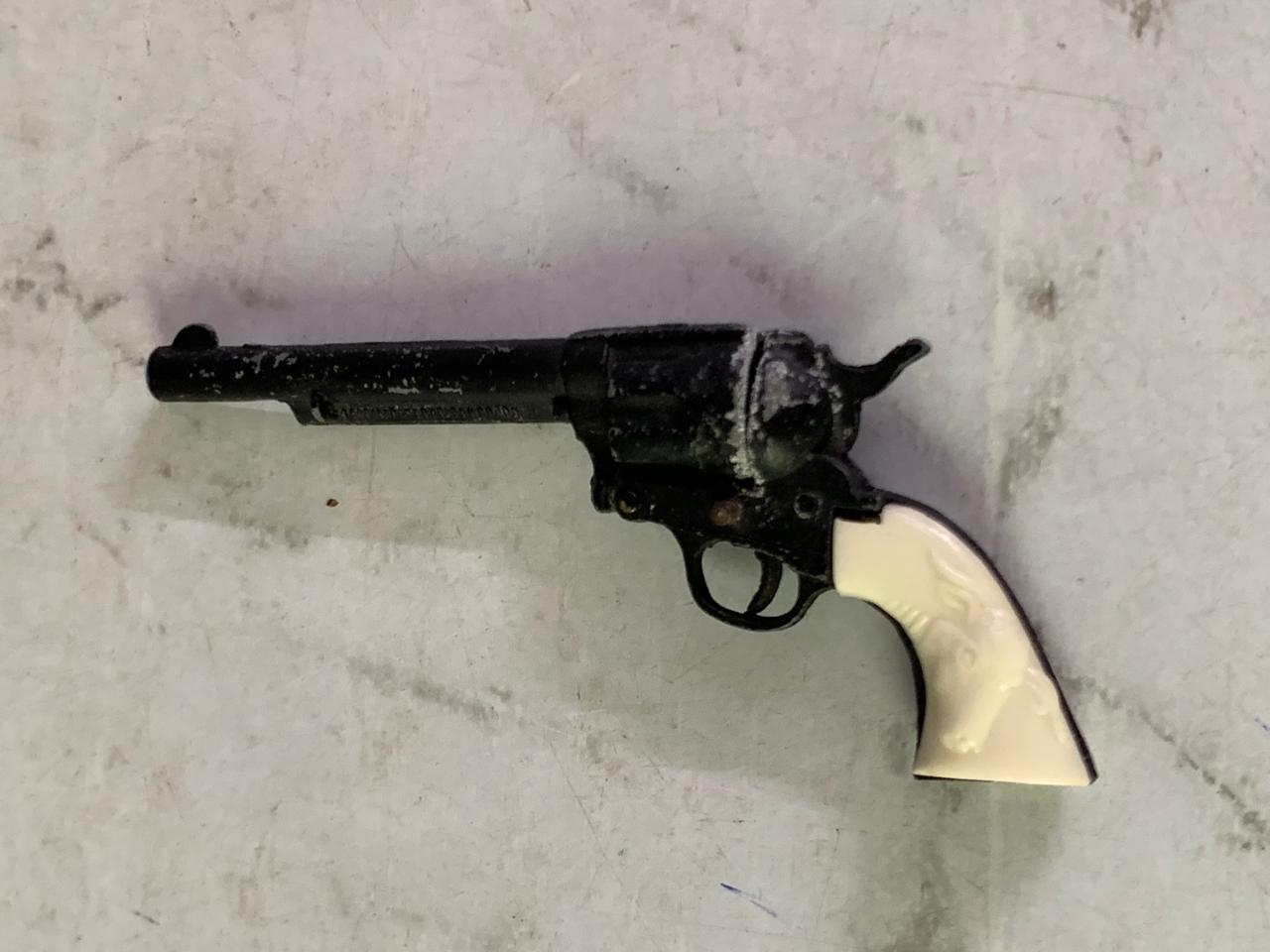 Vintage Marx Toy Gun Mini 3½" Revolver Western Colt Die-cast Steer Handle