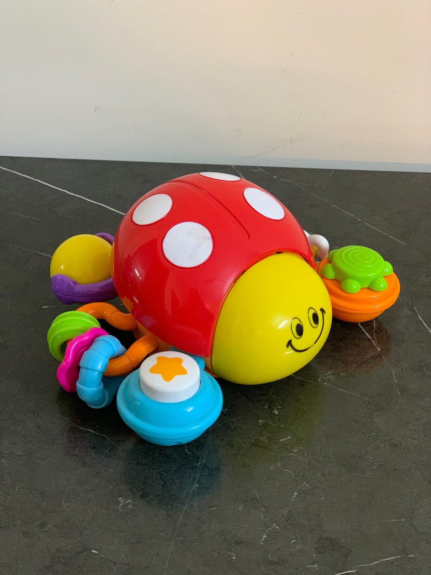 Winfun Press 'N Go Activity Ladybug. SKU:BXL-025