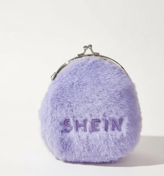 SHEIN Fluffy Clip Top Clutch Bag.  SKU: BXL-004