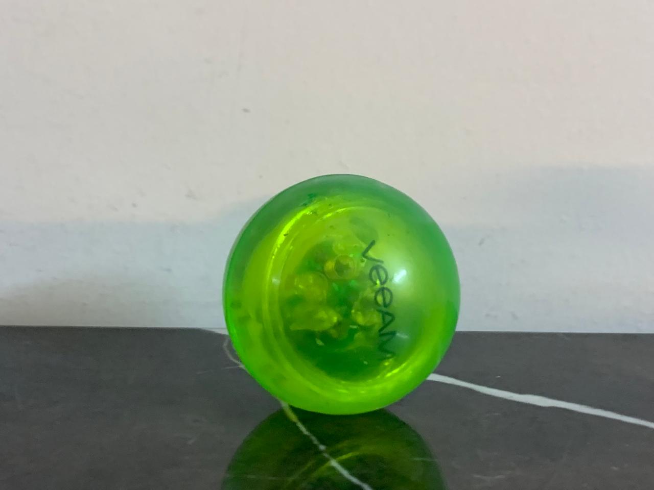 VEEAM Yo-yo Light Up Ball. SKU:BXL-054