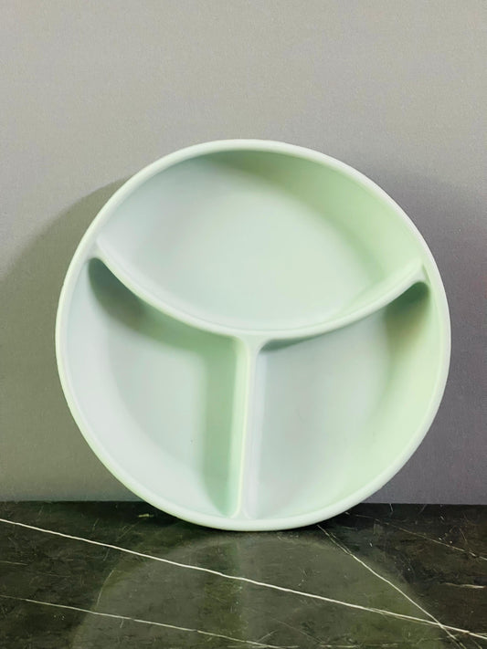 Silicone Divided Suction Plate.  SKU:BXL-001