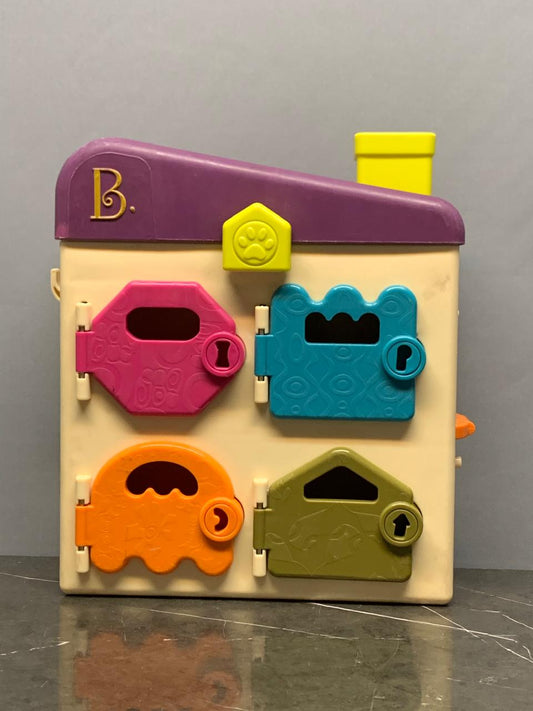 B. toys – Vet House For Kids.