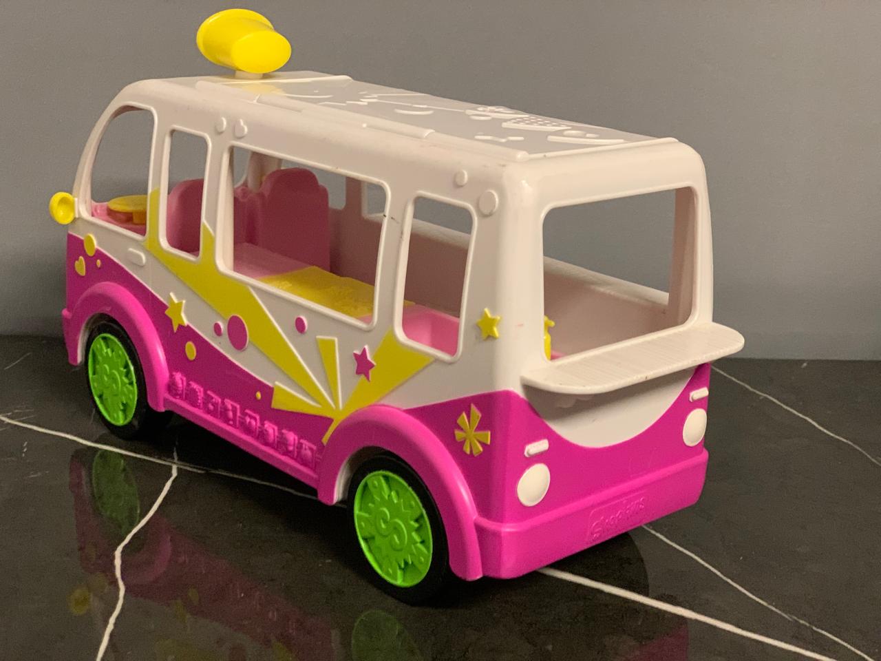 Shopkins Series 3 Ice Cream Truck. (L10*W4*H5 inches)