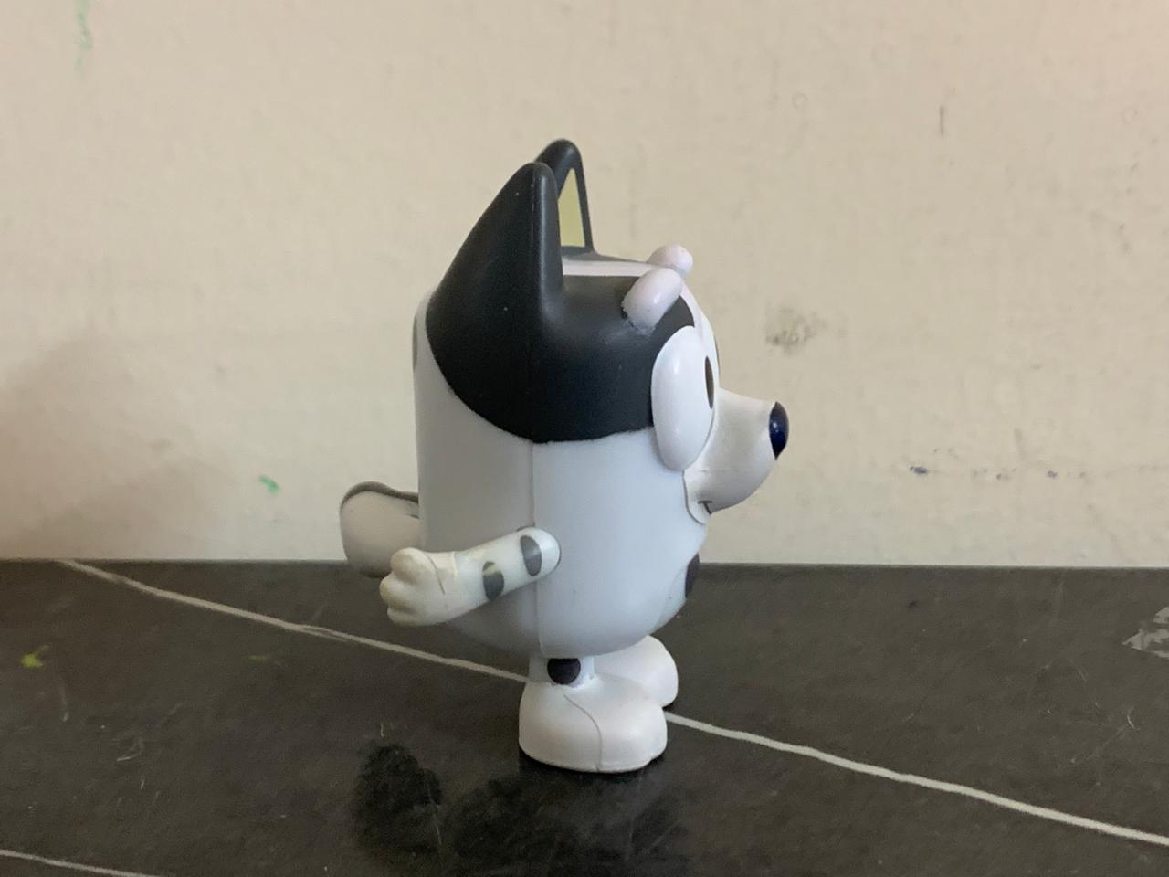 Bluey Muffin Dog Action Figure. SKU:BXL-034