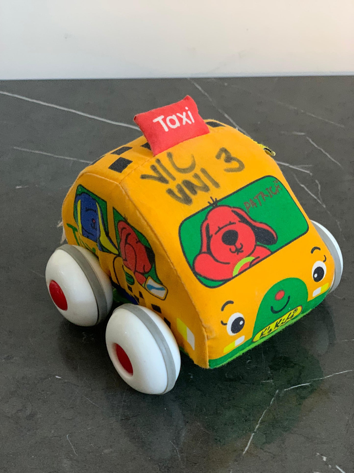 Melissa & Doug K's Kids Pull-Back Taxi. SKU:BXL-025