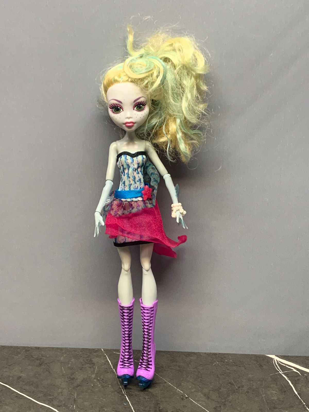 Monster High Dot Dead Gorgeous Lagoona Blue Doll.