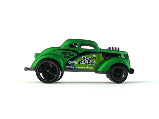 Hot Wheels Pass 'n Gasser.